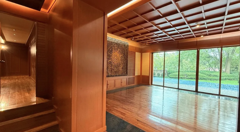 casa en venta en Bosques de las Lomas —  Casa en venta en una calle con un solo acceso y muy tranquila en Bosques de las Lomas. ($28,000,000) — foto 6 de 10
